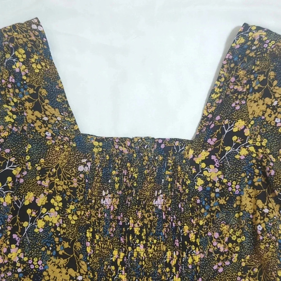 Urban Outfitters Paulina Floral Square Neck Romper, Color Black/Yellow Size SP - Picture 11 of 15